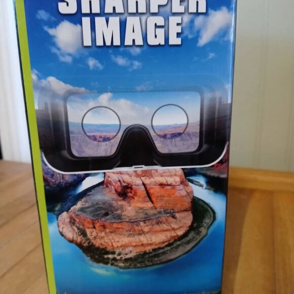 Sharper Image Virtual Reality Headset - Picture 3 of 5
